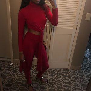 Red 2 piece set